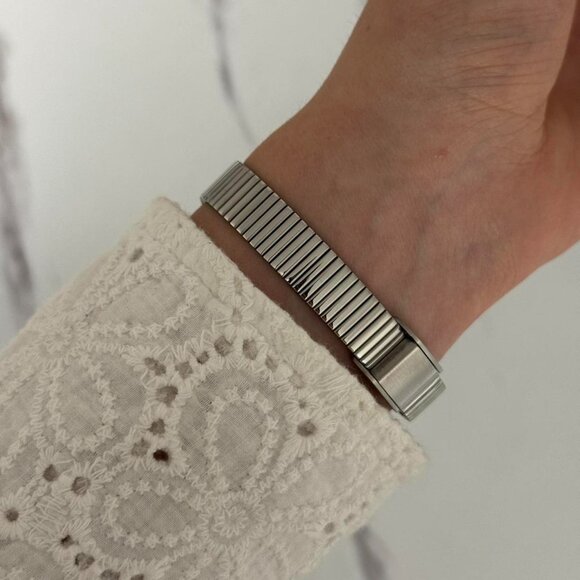 Sku:0340 Silver white dial Women Casual Quartz Watch Stainless‎ Steel +gift box